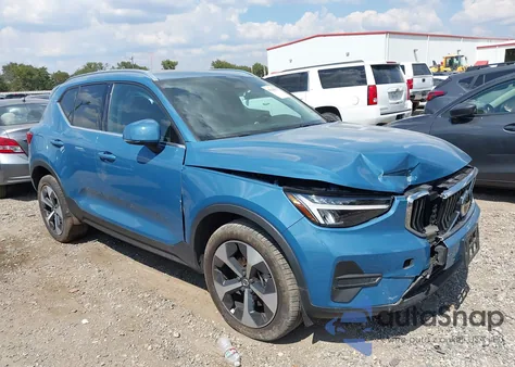 2024 Volvo Xc40 B5 Core Bright Theme z USA, uszkodzony, nr VIN YV4L12UK6R2374189
